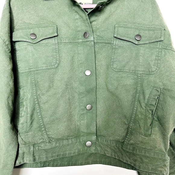Chaser NWT Snap Button Oversized Dolman Canvas Cropped Jacket Army Green Small - Picture 2 of 6